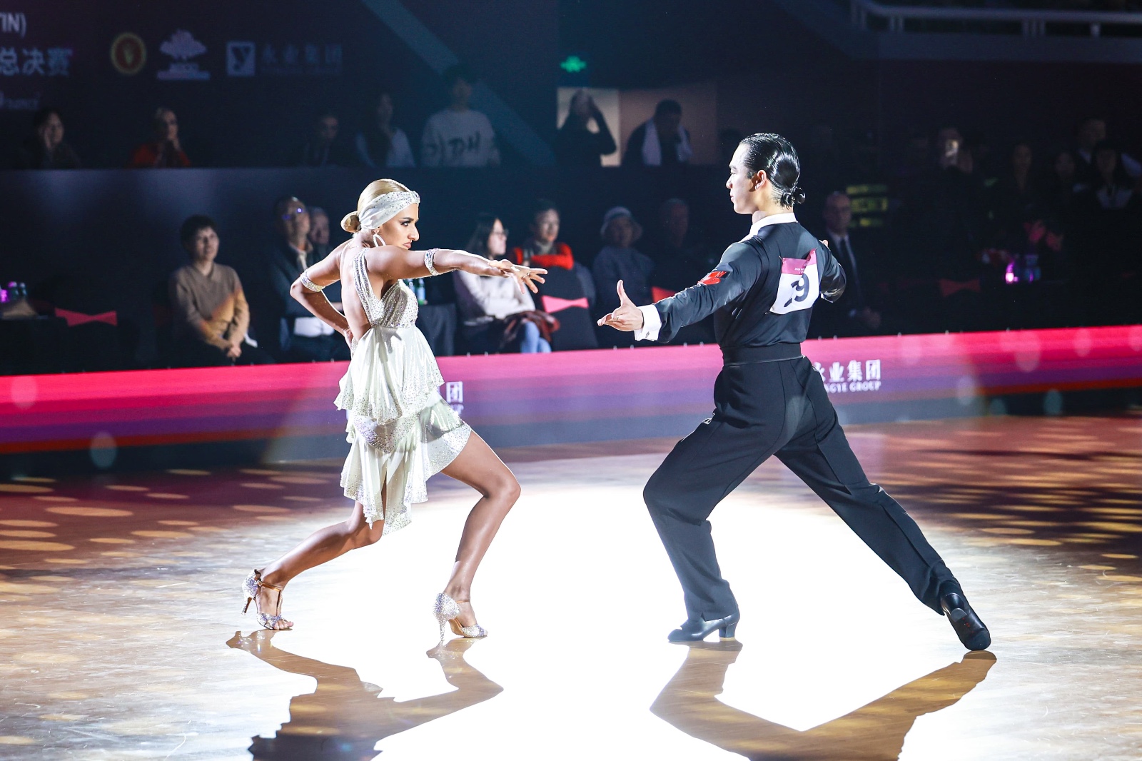 譚永森_Novikova Anastasia.jpg